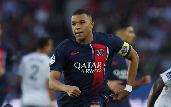 Kylian Mbappe has four alternative possibilities, all of which are conceivable.